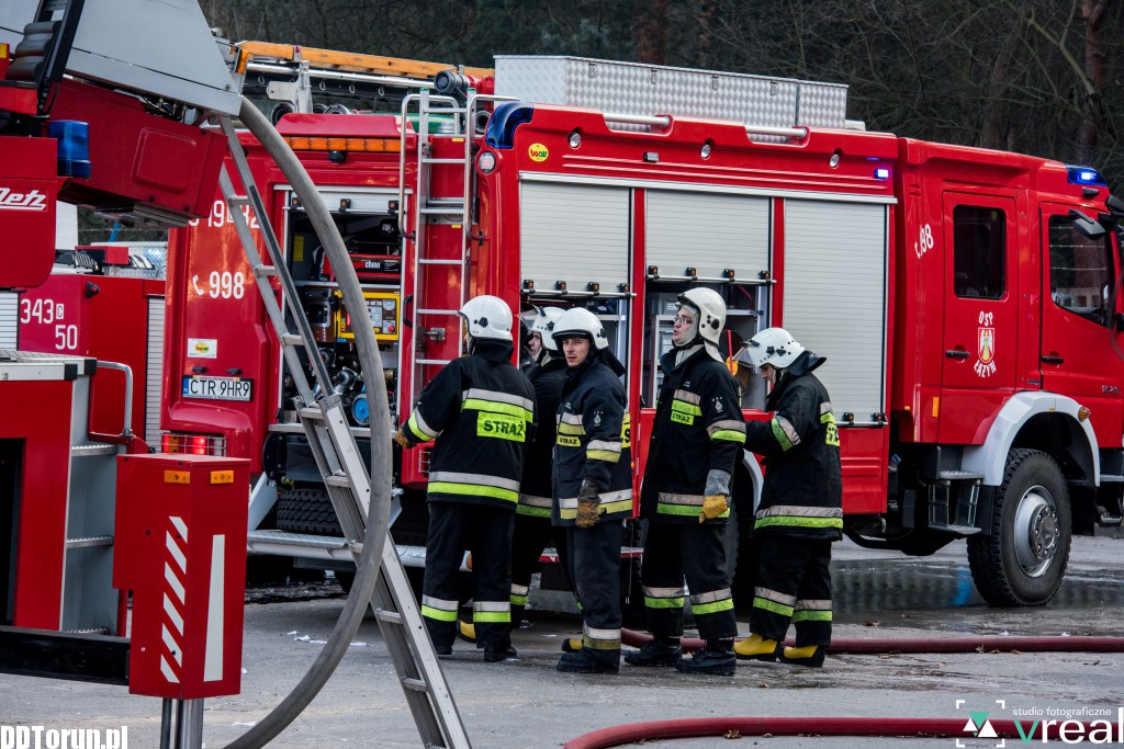Pożar hali przy Szosie Bydgoskiej