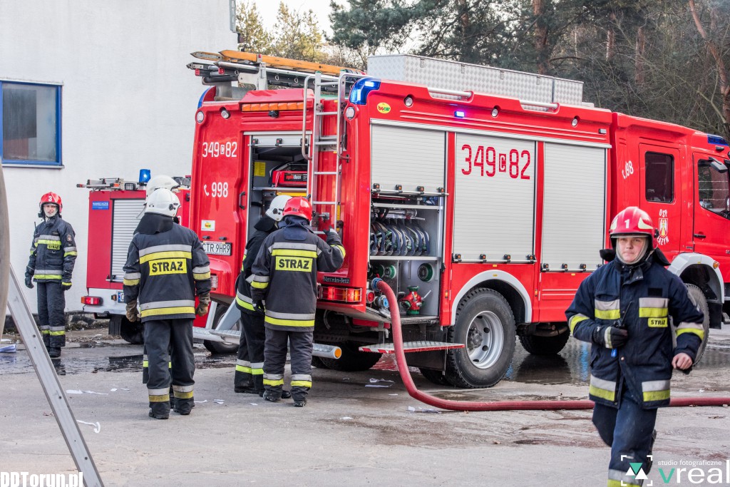 Pożar hali przy Szosie Bydgoskiej