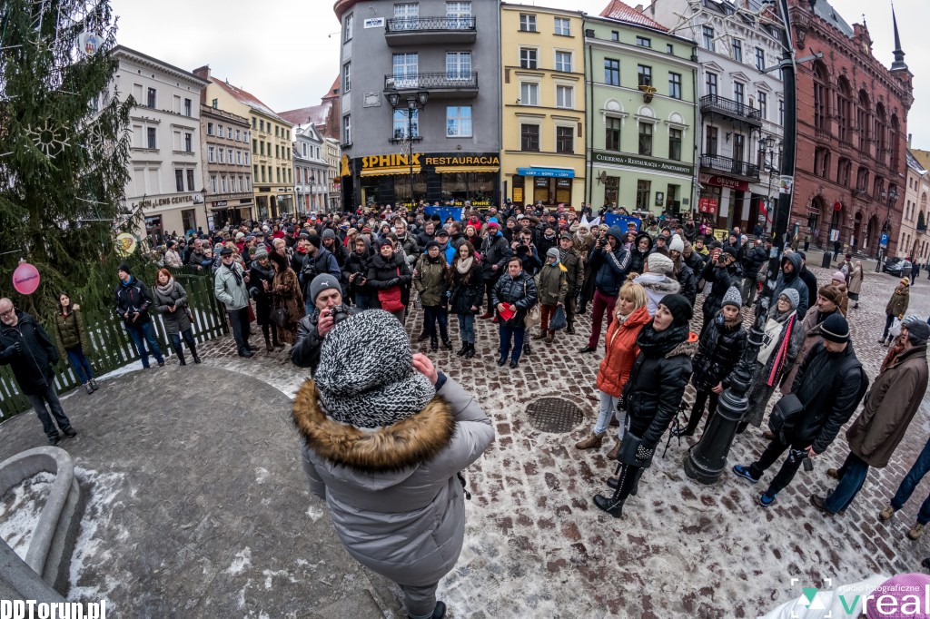 Flash Mob KOD-u pod Kopernikiem