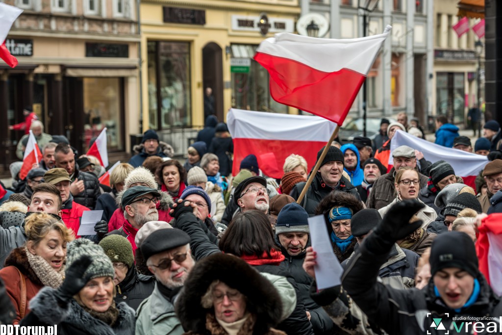 Flash Mob KOD-u pod Kopernikiem