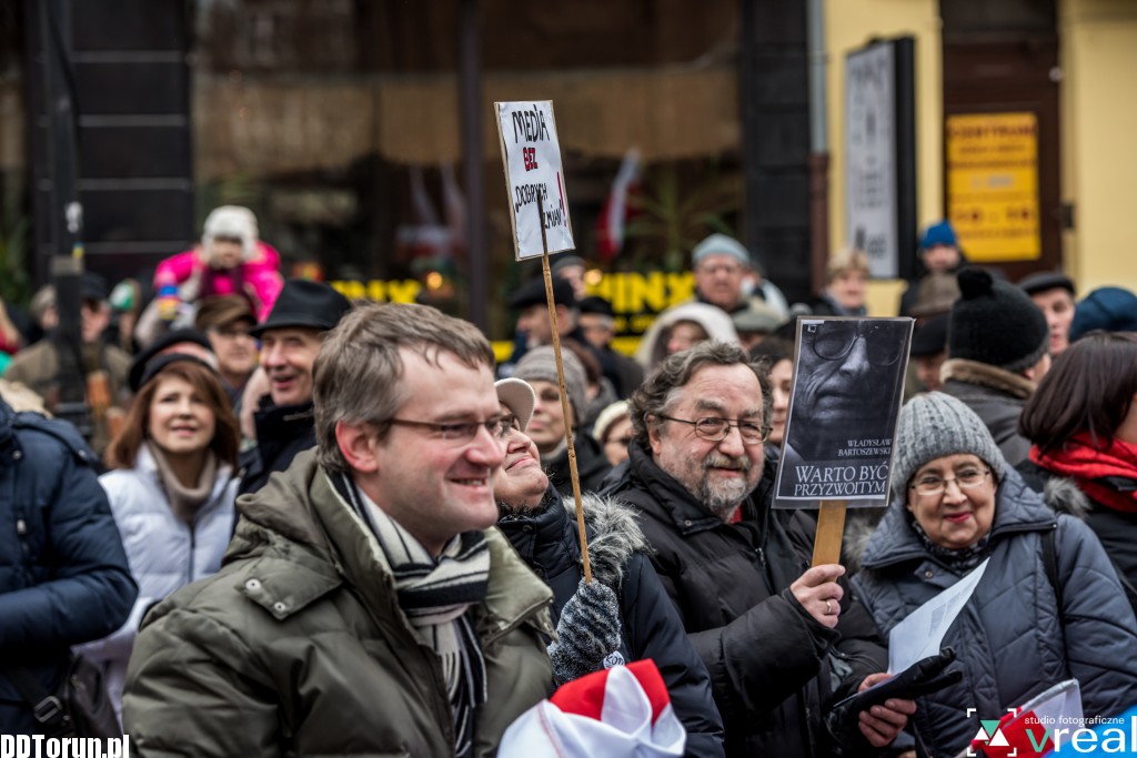 Flash Mob KOD-u pod Kopernikiem