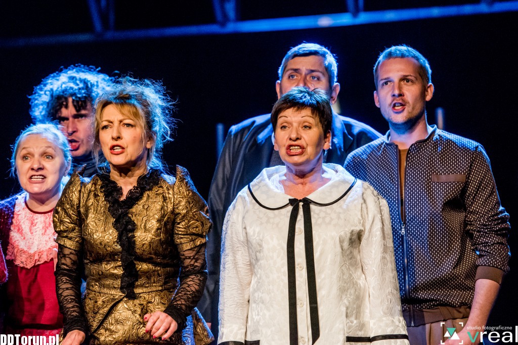 Nieskończona historia w Teatrze Horzycy