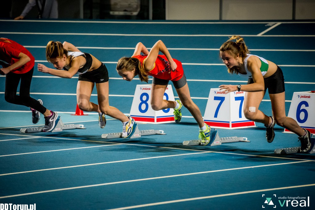 Zawody lekkoatletyczne w hali