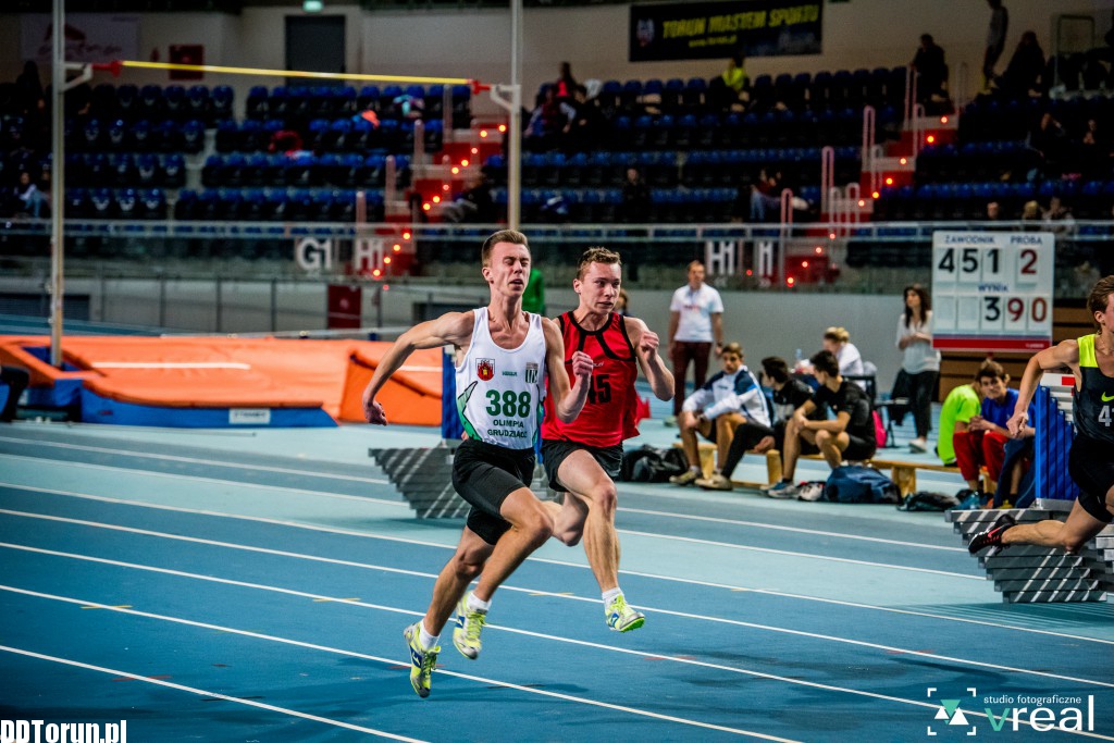 Zawody lekkoatletyczne w hali