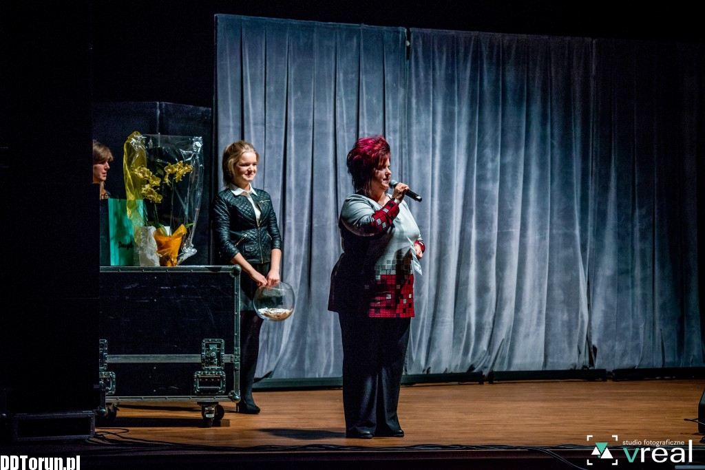 Kabaret Paranienormalni w auli UMK