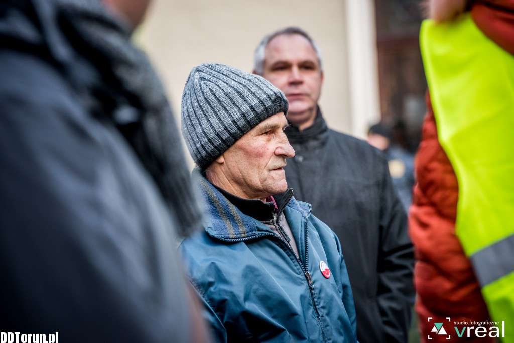 Manifestacja KOD w Toruniu