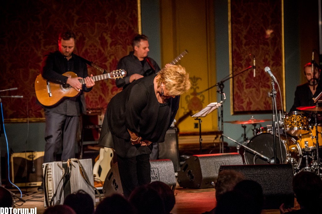 Koncert Lory Szafran w Dworze Artusa