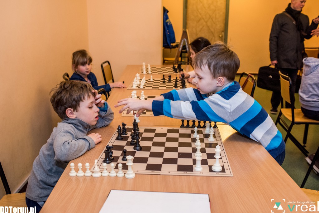 Zajęcia szachowe w Domu Harcerza