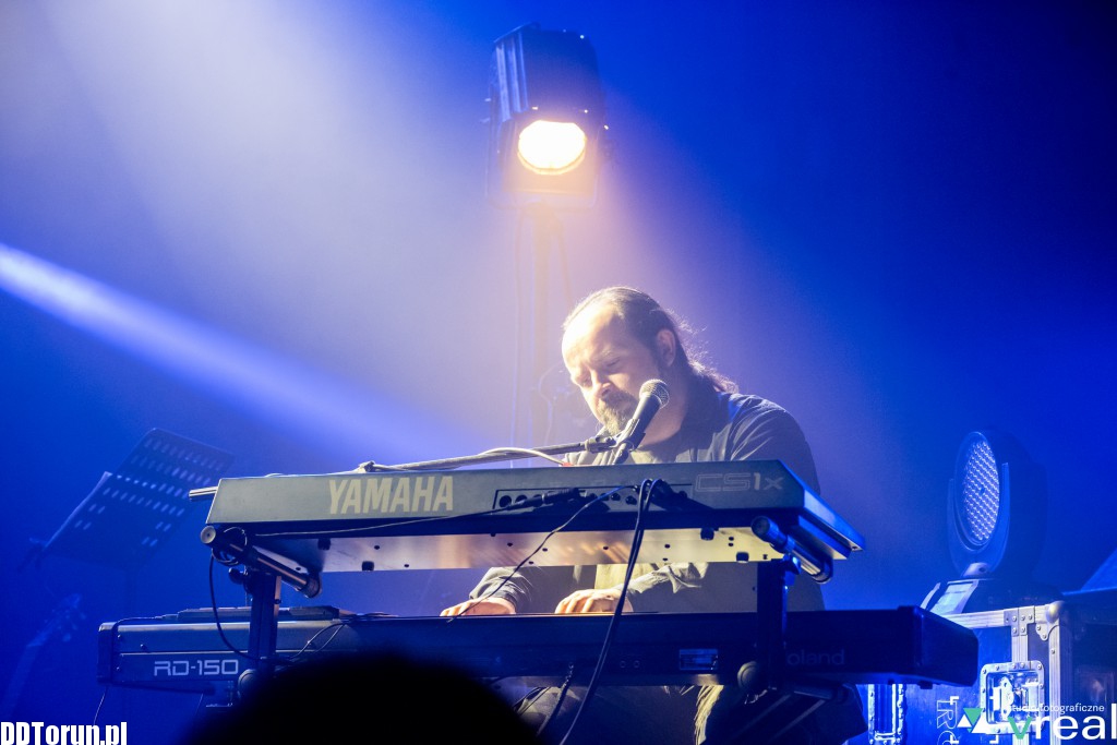 Koncert Kazika w Dworze Artusa
