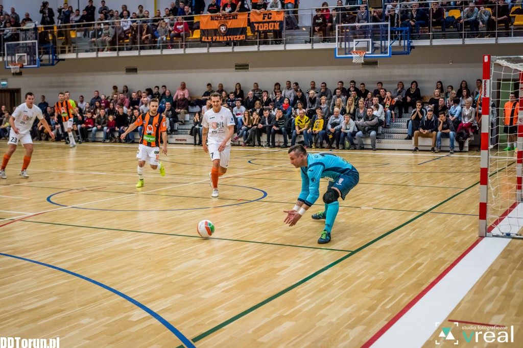 FC Toruń pokonuje Nbit Gliwice