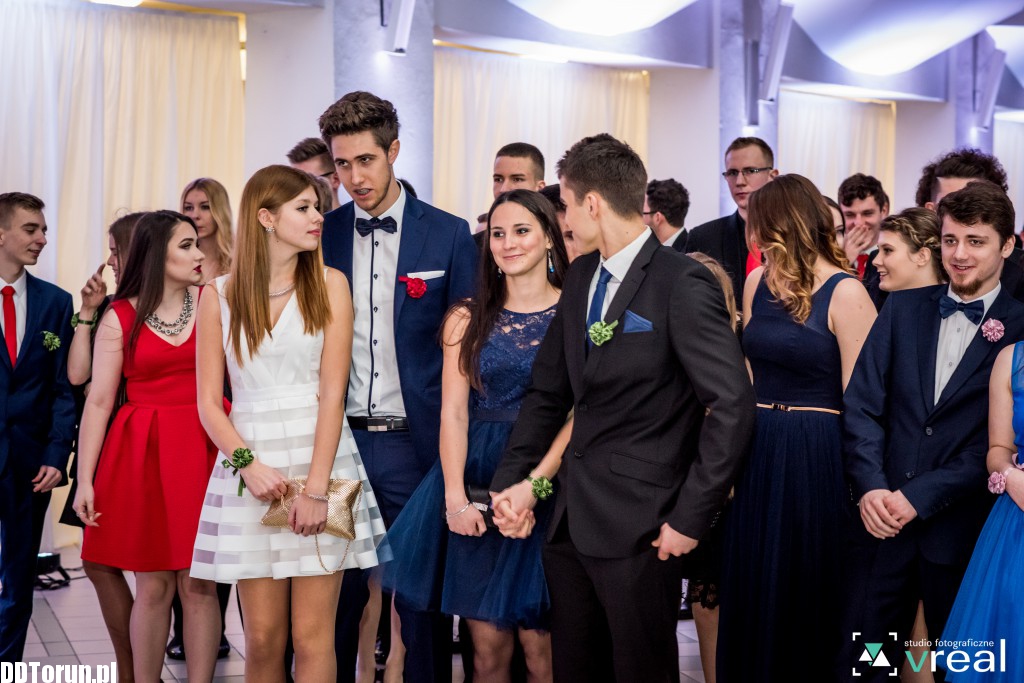 Studniówka licealistów z X LO