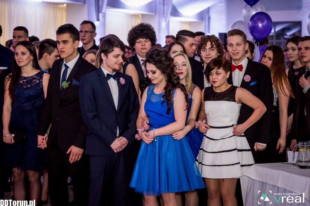 Studniówka licealistów z X LO