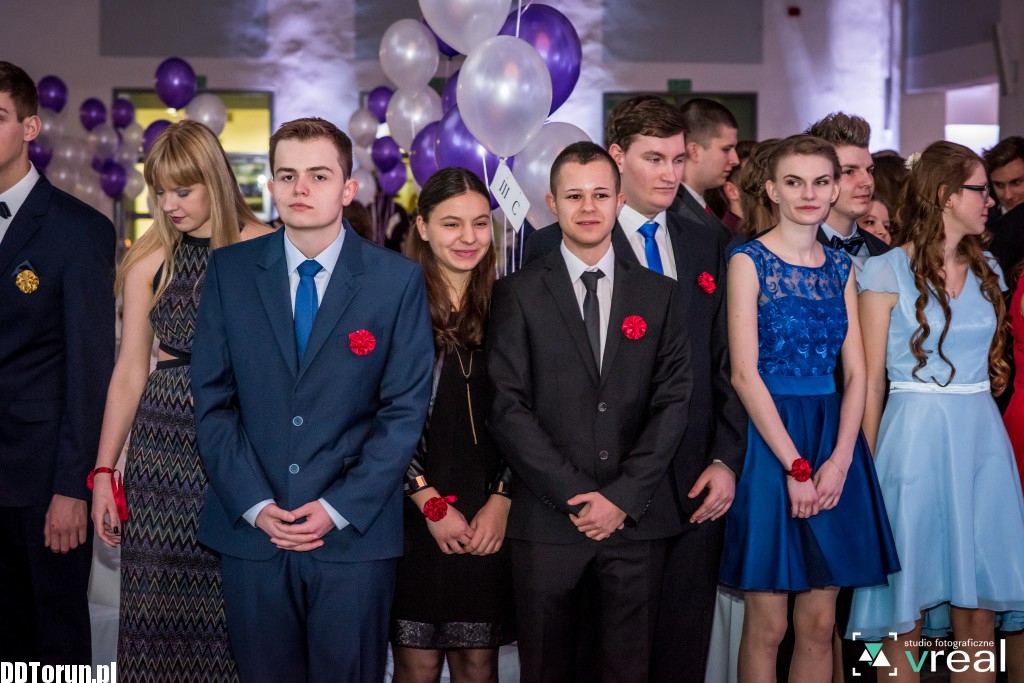 Studniówka licealistów z X LO