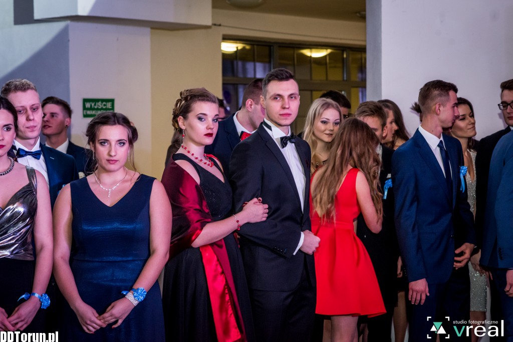 Studniówka licealistów z X LO