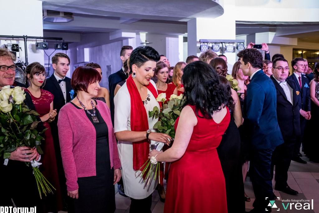 Studniówka licealistów z X LO