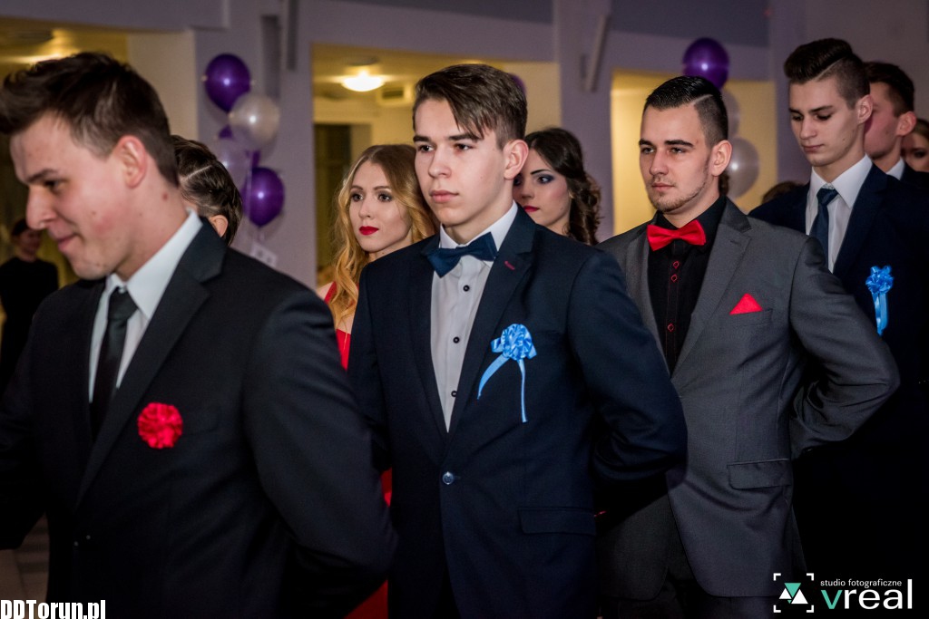 Studniówka licealistów z X LO