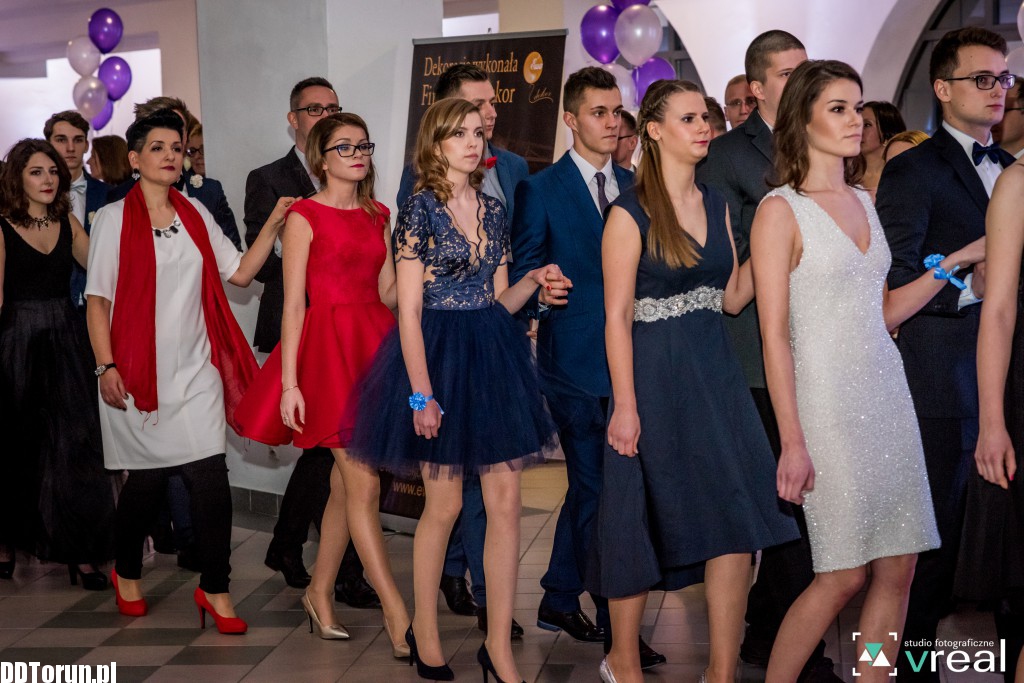 Studniówka licealistów z X LO
