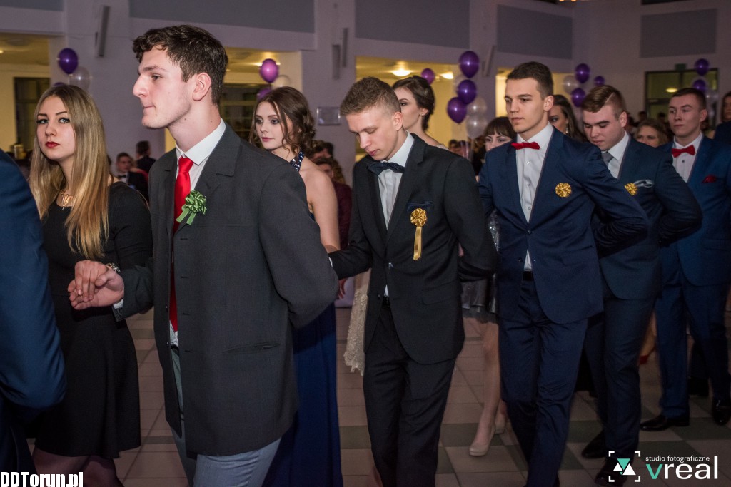 Studniówka licealistów z X LO