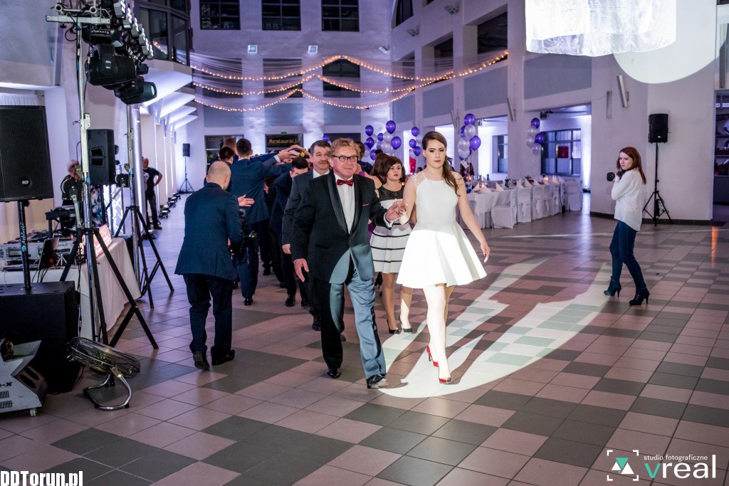 Studniówka licealistów z X LO