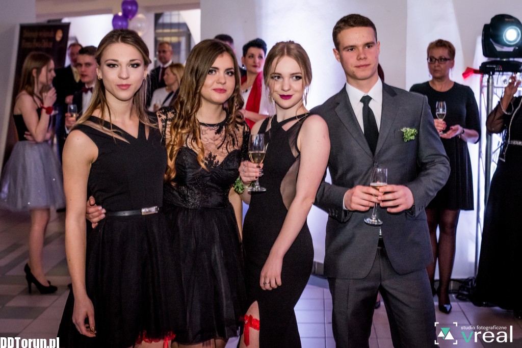 Studniówka licealistów z X LO
