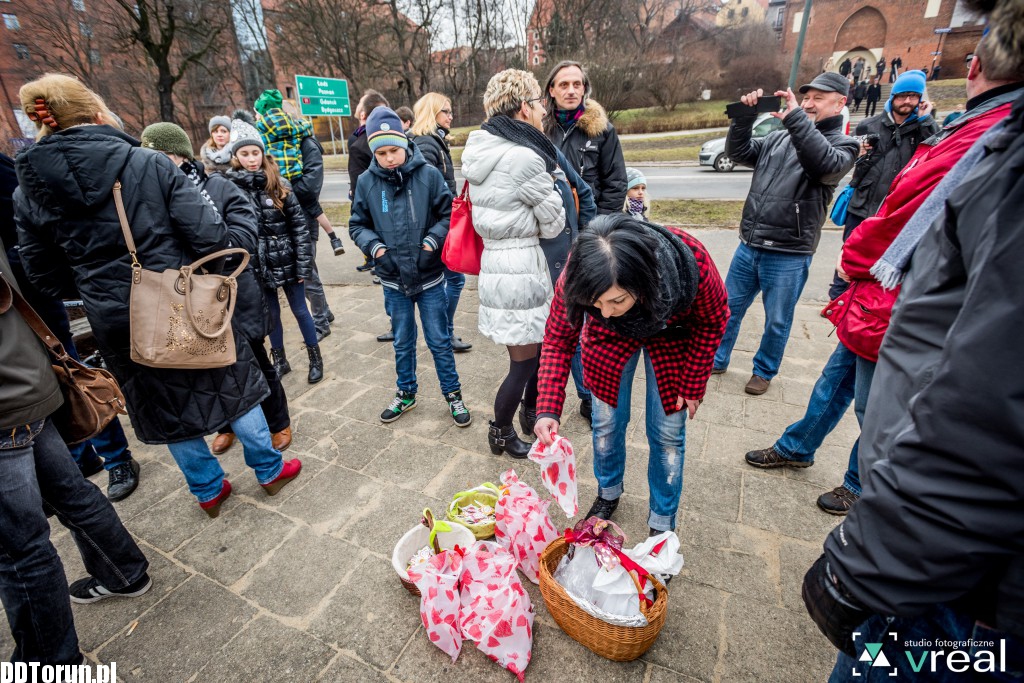 Komitet Obrony Demokracji walentynkowo