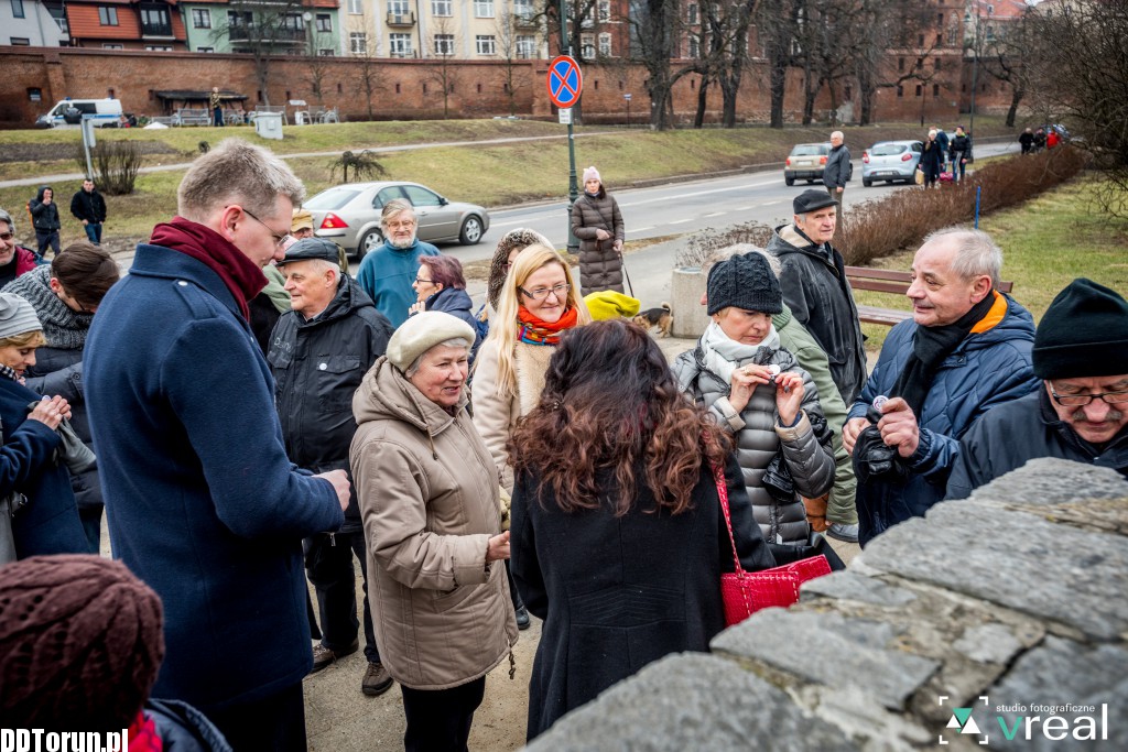 Komitet Obrony Demokracji walentynkowo