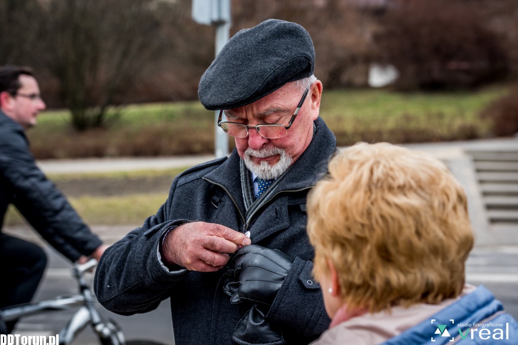 Komitet Obrony Demokracji walentynkowo