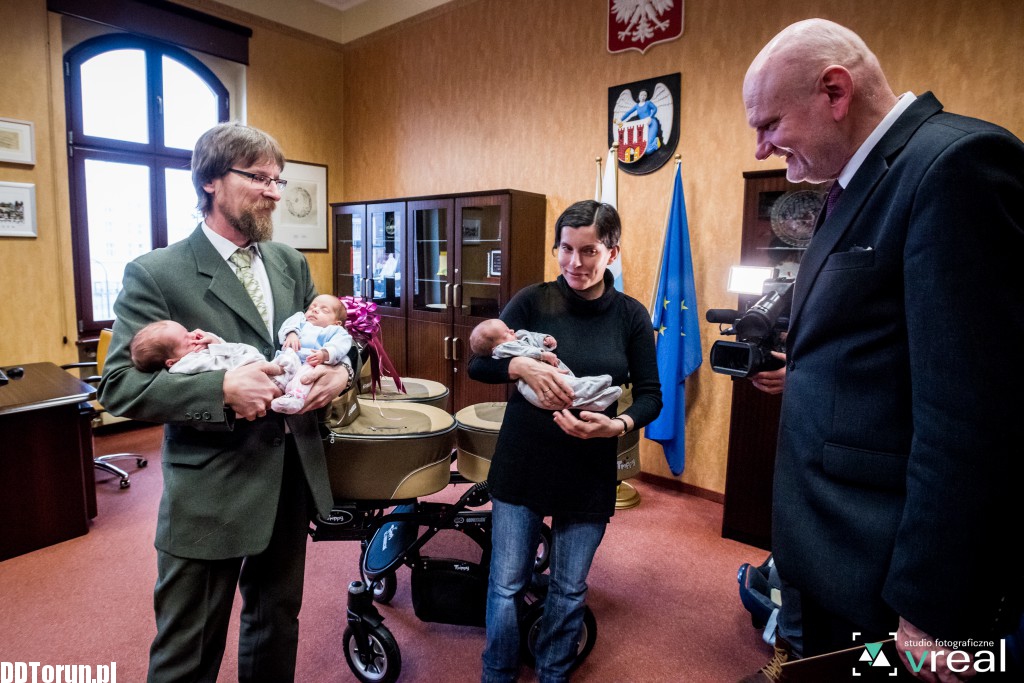 Trojaczki spotykają się z prezydentem