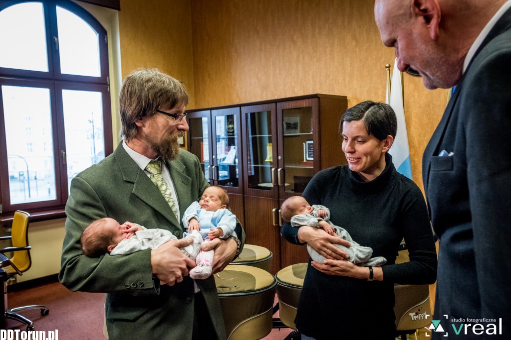 Trojaczki spotykają się z prezydentem