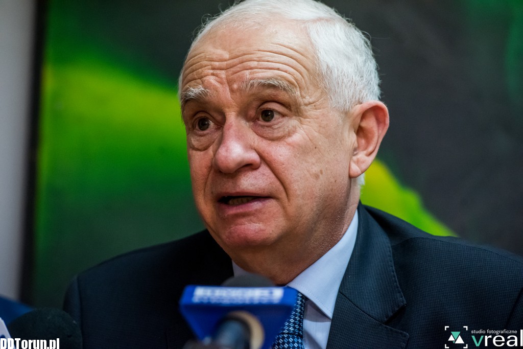 Kolejny kurs komputerowy u europosła