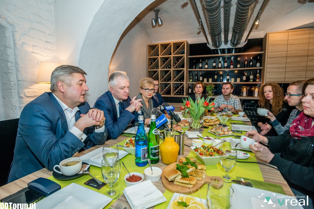 Wicepremier Jarosław  Gowin w Toruniu
