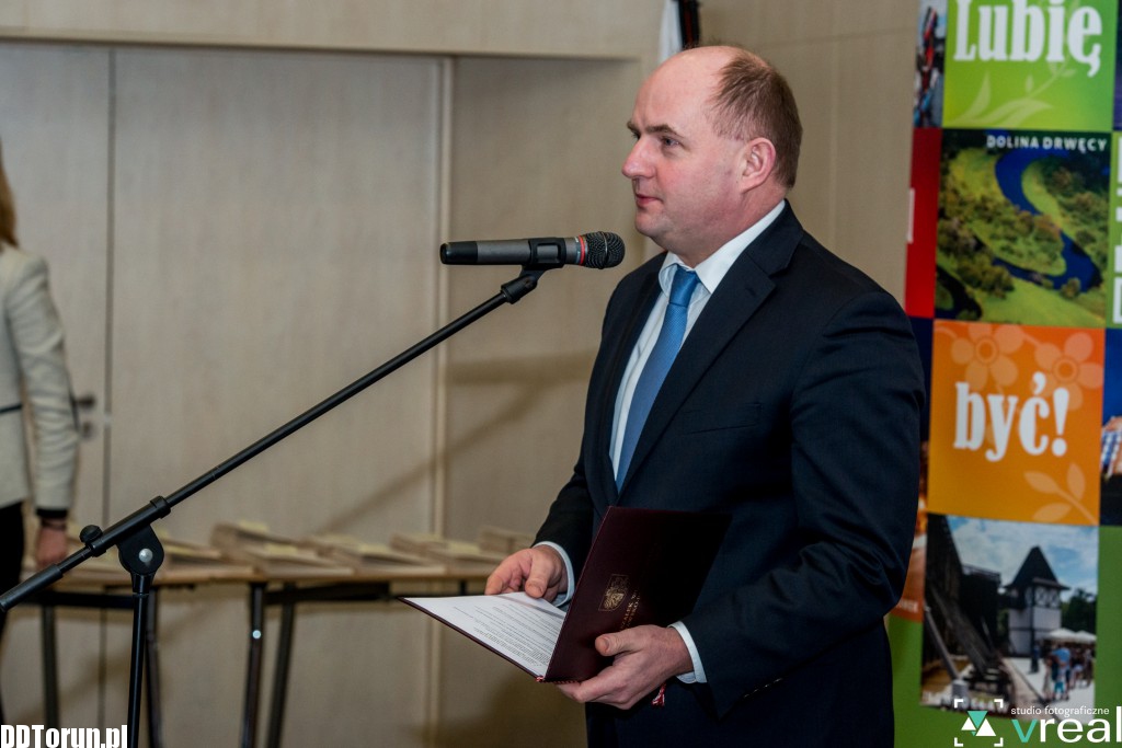 Marszałek wręczył nagrody