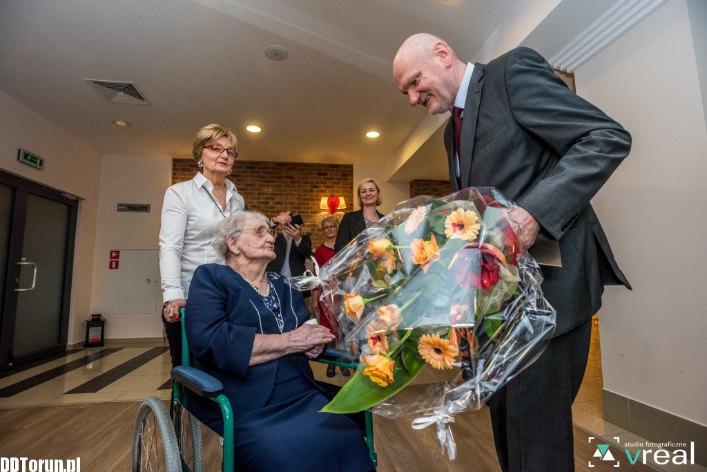 Setne urodziny pani Reginy!