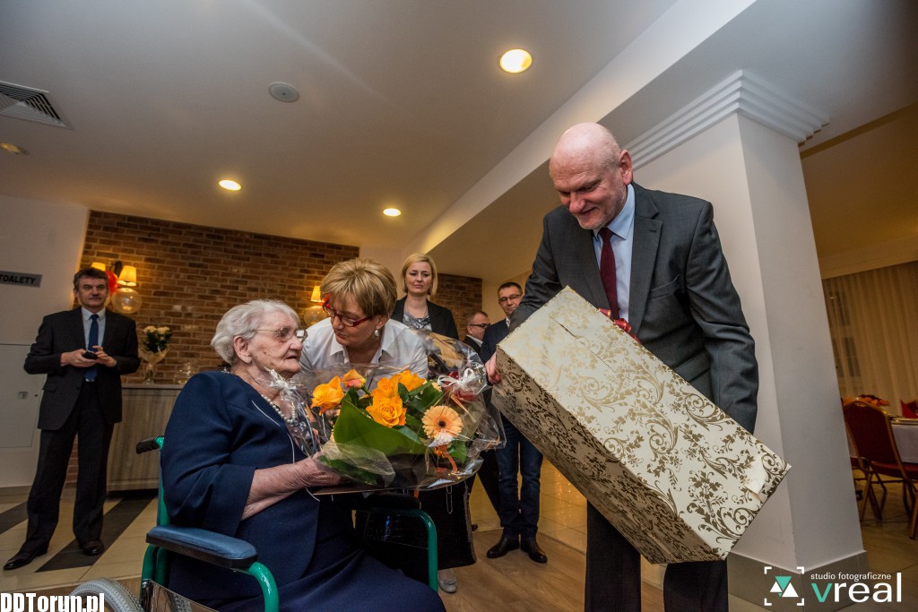 Setne urodziny pani Reginy!