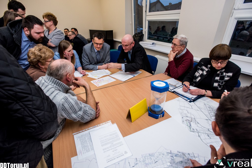 World cafe na Bielawach i w Grębocinie