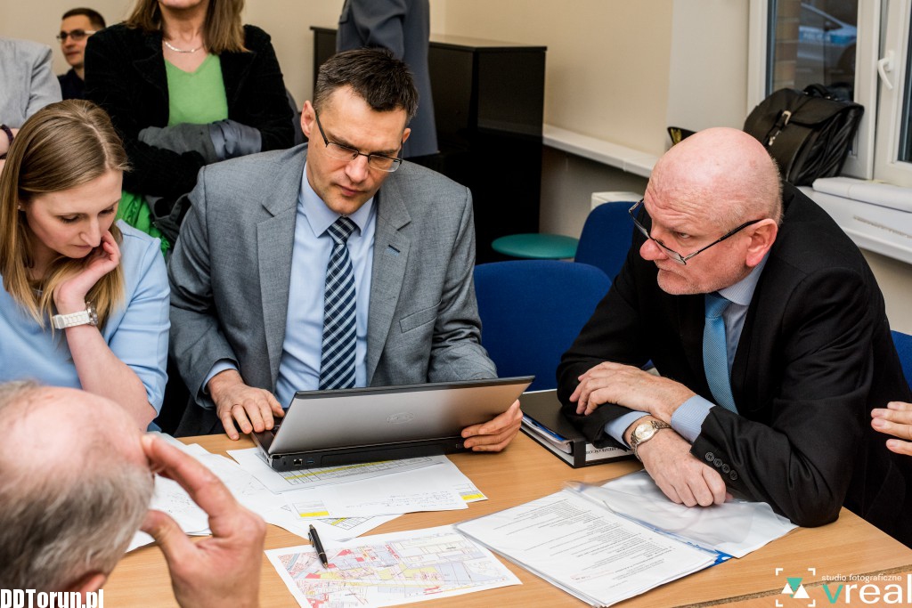 World cafe na Bielawach i w Grębocinie