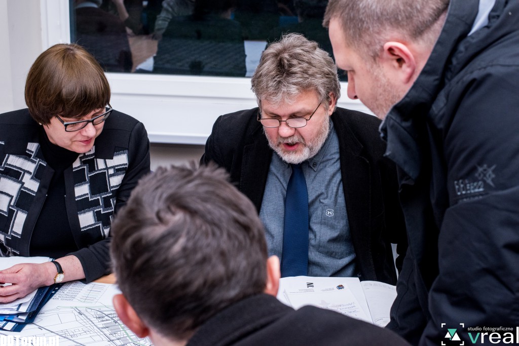 World cafe na Bielawach i w Grębocinie