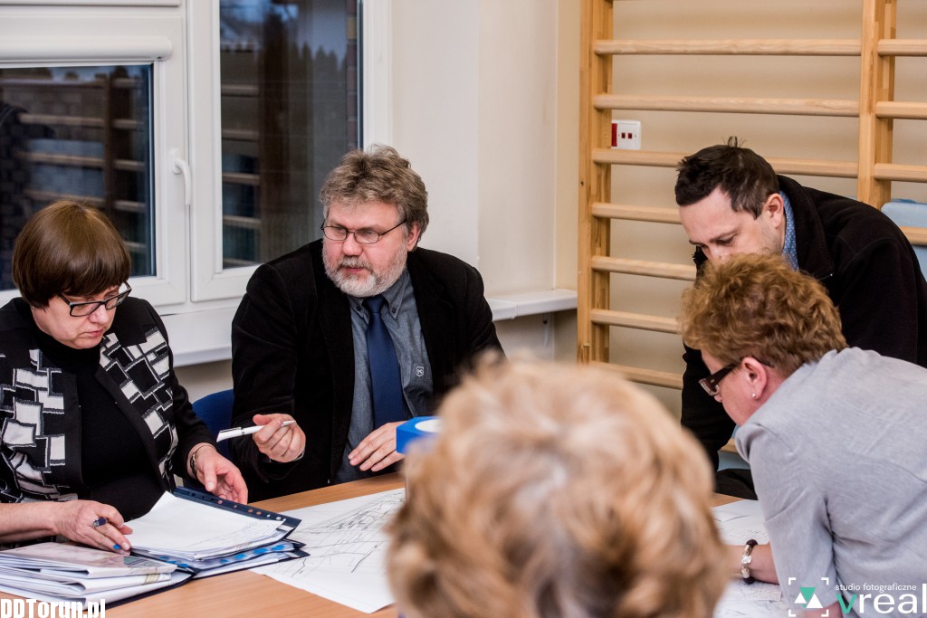 World cafe na Bielawach i w Grębocinie