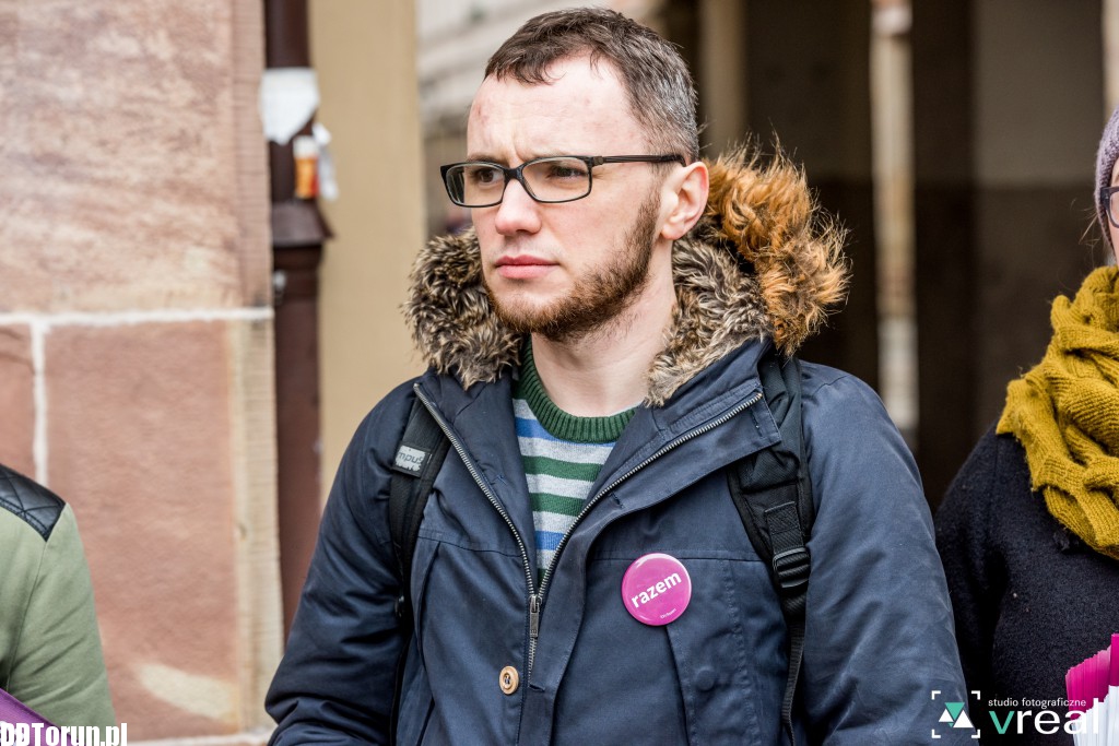 Razem przeciwko rządowi