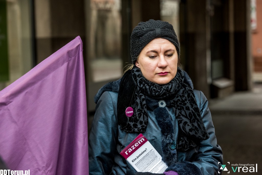 Razem przeciwko rządowi