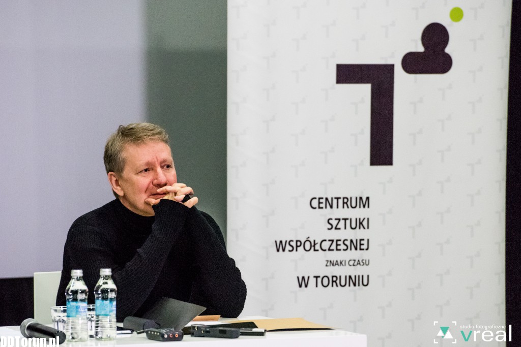 Dyrekcja CSW o zmianach w Kinie Centrum