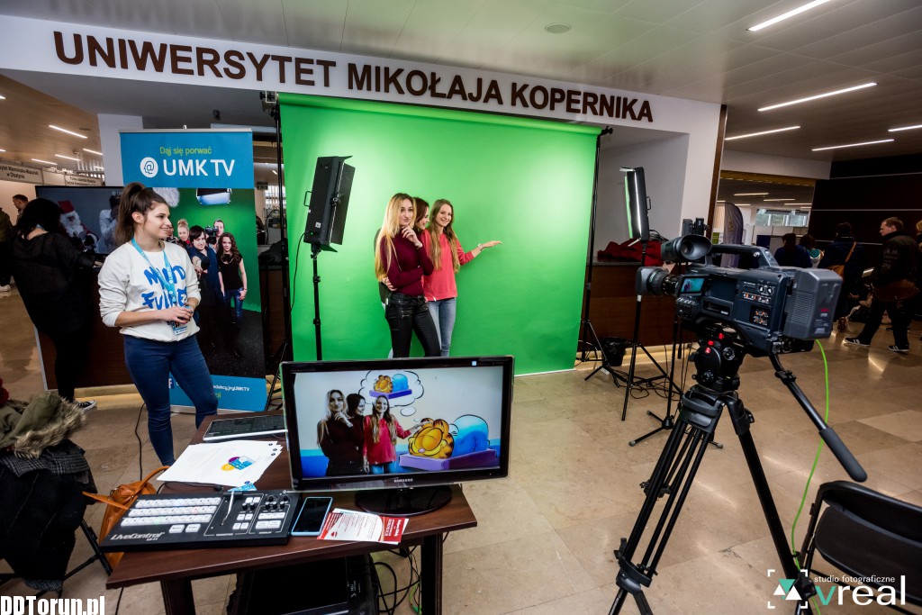 Targi Edukacyjne w auli UMK