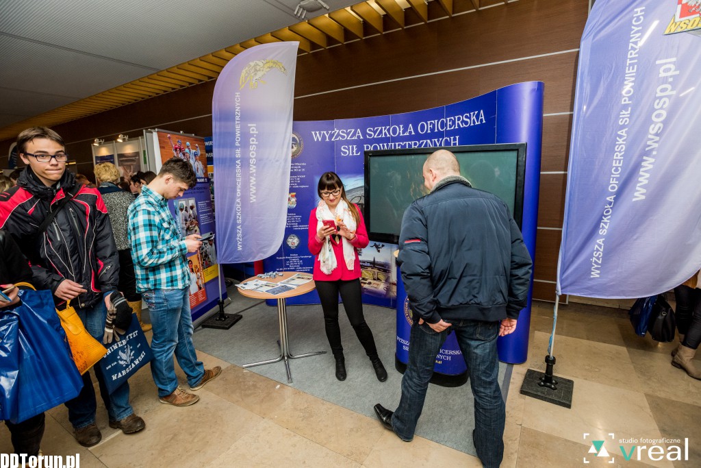 Targi Edukacyjne w auli UMK