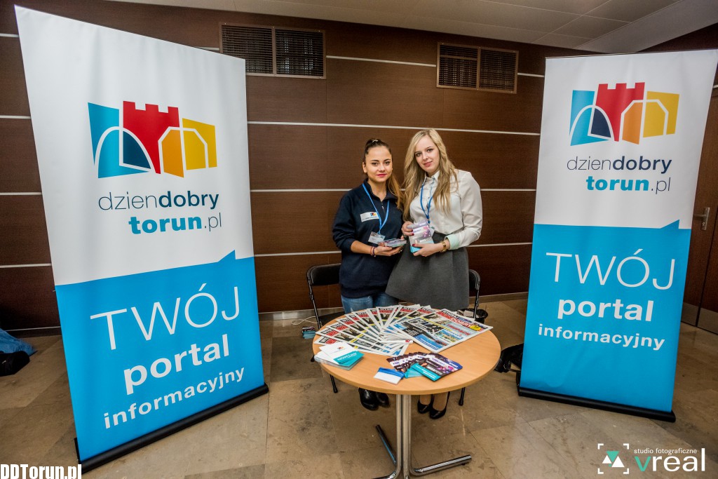 Targi Edukacyjne w auli UMK