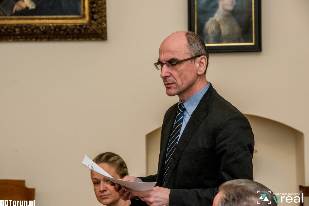 Młodzi naukowcy z nagrodami