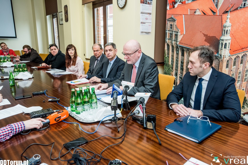 Władze o przygotowaniu programu 500+