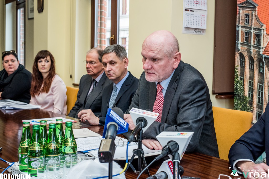 Władze o przygotowaniu programu 500+