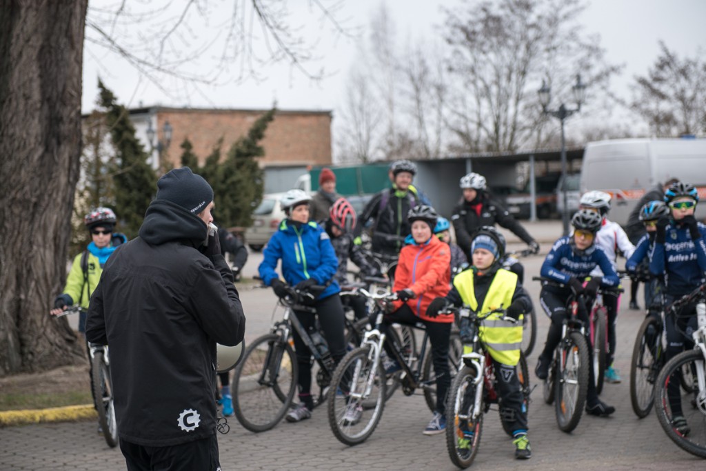 Rodzinny trening rowerowy