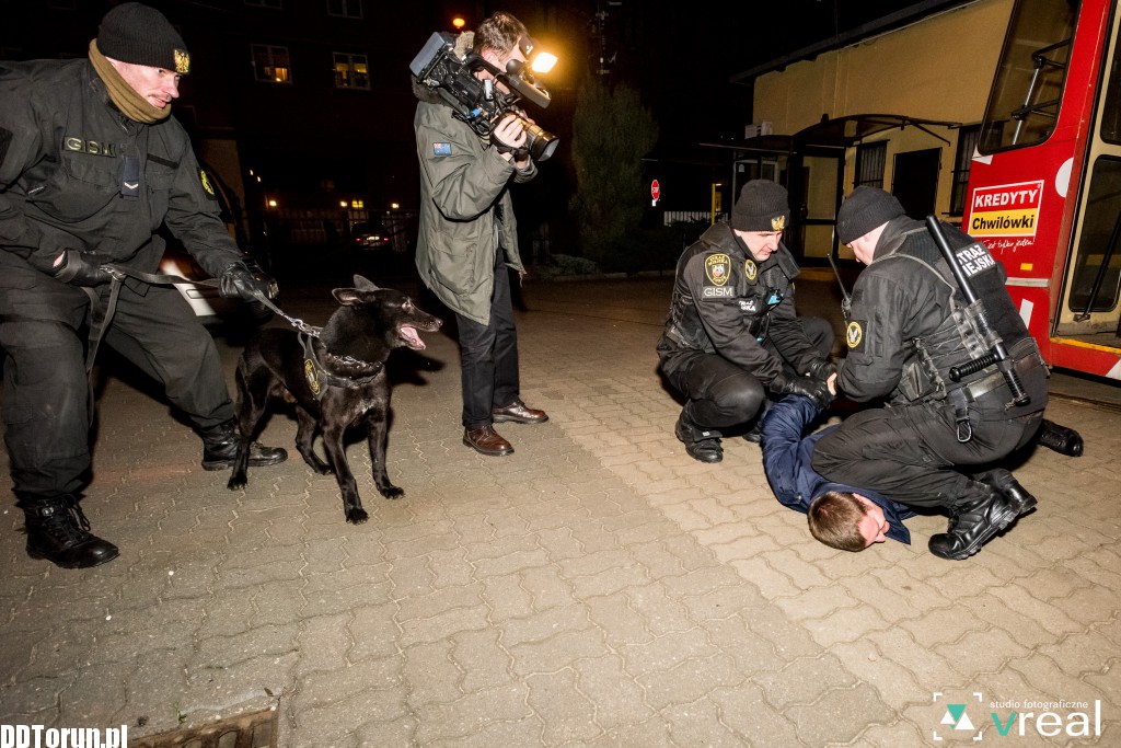 Straż miejska - szkolenie walki w tramwajach