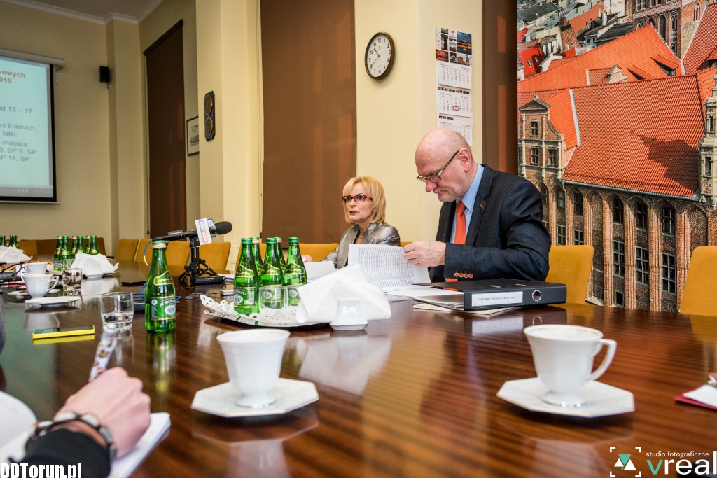 Konferencja w sprawie rekrutacji